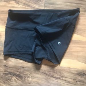 Lululemon short spandex